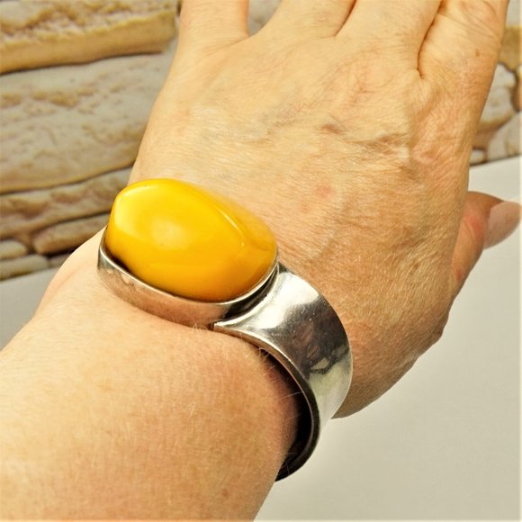 BOLD AMBER 925 SILVER ASYMMETRICAL BRACELET, Egg Yolk Amber Stone, Rare to Find - Picture 4 of 10